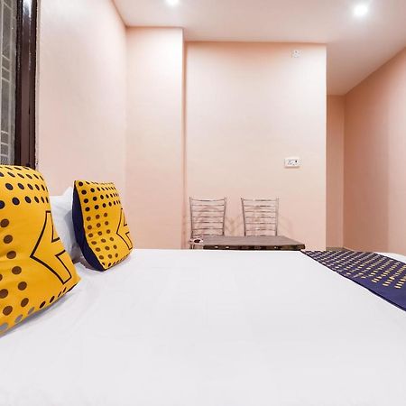 Spot On 63000 Hotel S.S. Plaza Banthra Sikandarpur Екстер'єр фото
