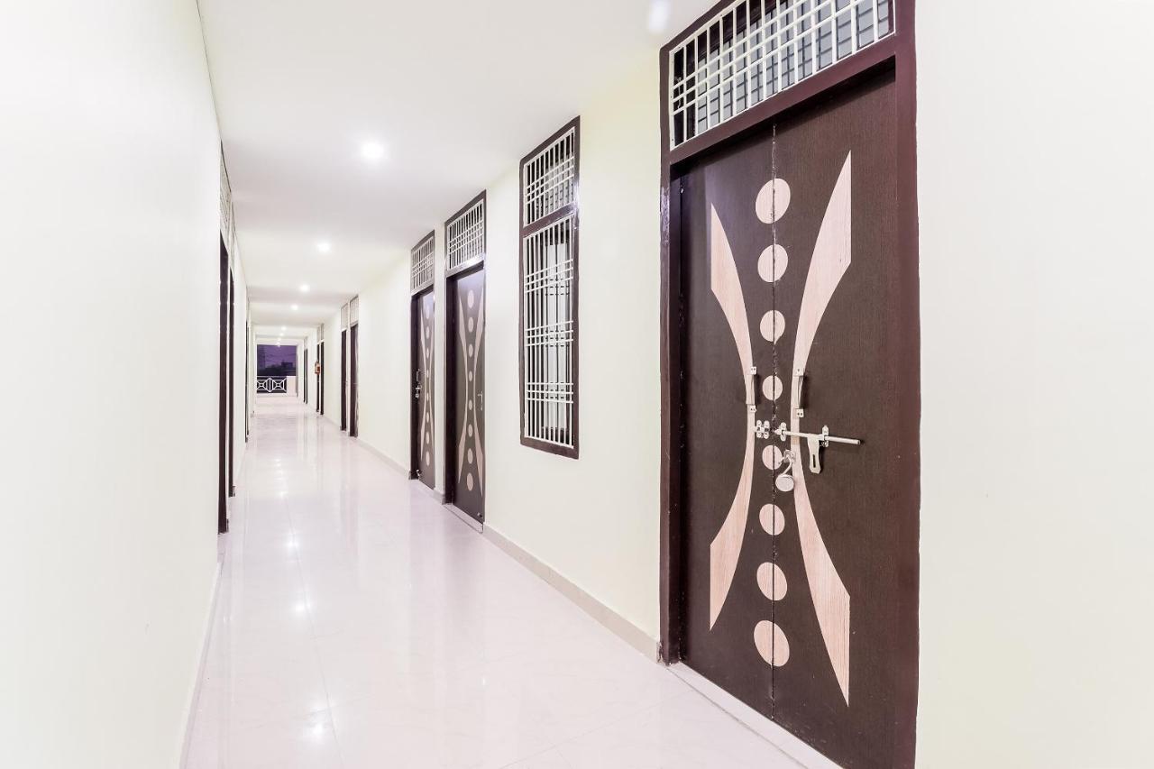 Spot On 63000 Hotel S.S. Plaza Banthra Sikandarpur Екстер'єр фото