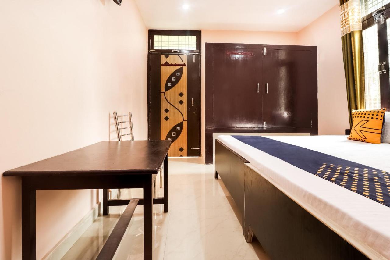 Spot On 63000 Hotel S.S. Plaza Banthra Sikandarpur Екстер'єр фото