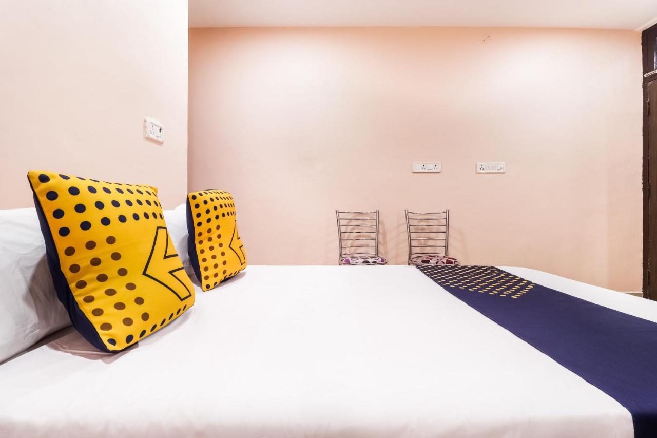 Spot On 63000 Hotel S.S. Plaza Banthra Sikandarpur Екстер'єр фото