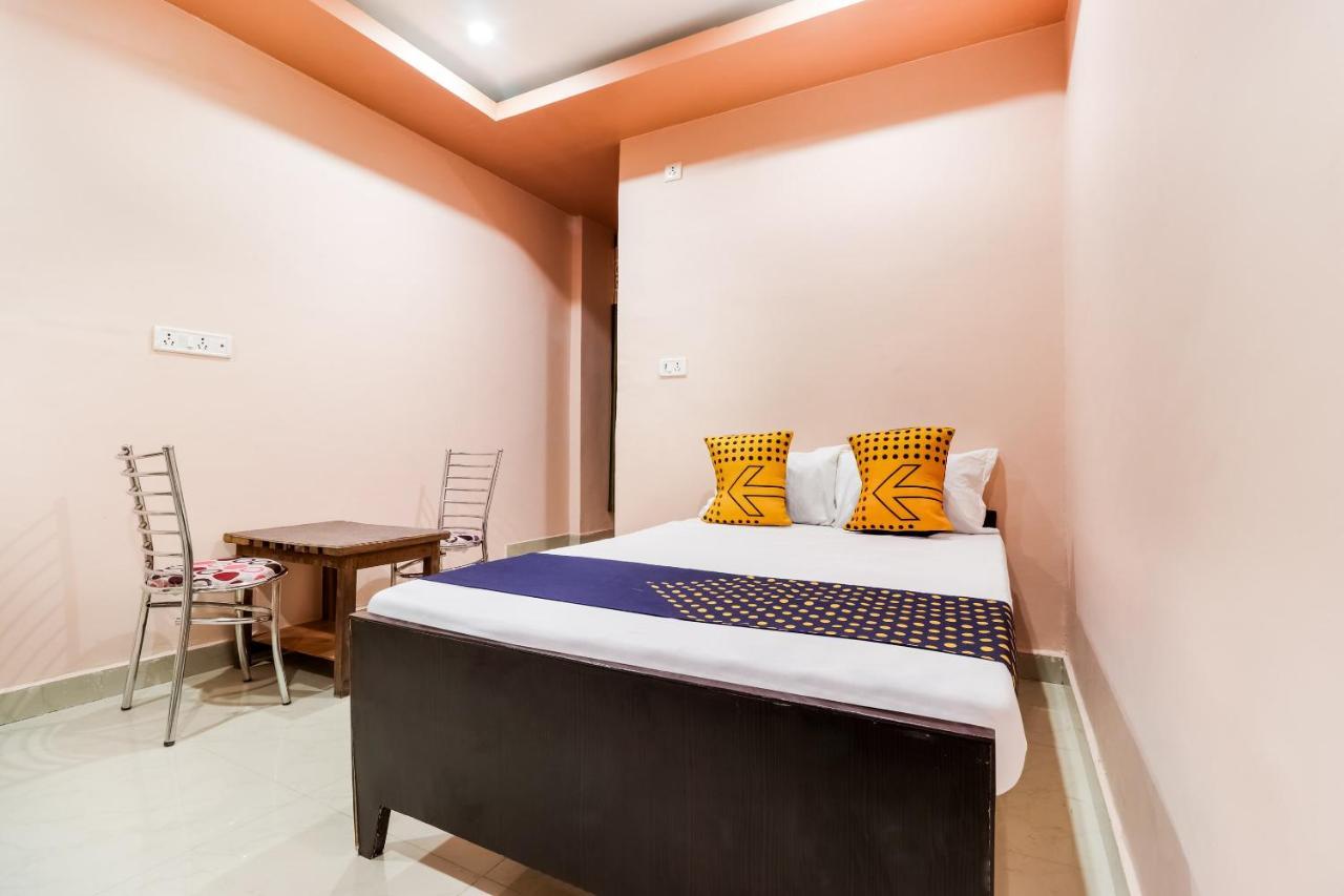 Spot On 63000 Hotel S.S. Plaza Banthra Sikandarpur Екстер'єр фото