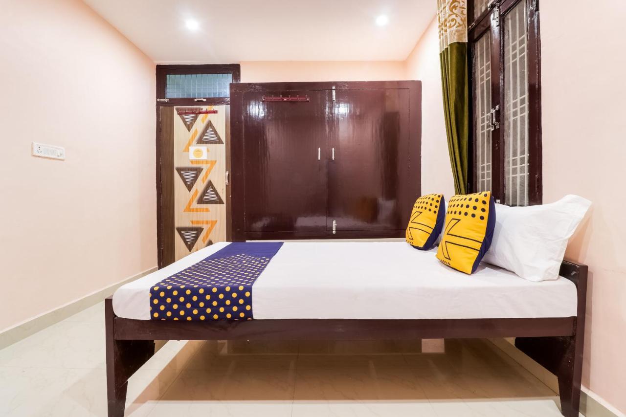Spot On 63000 Hotel S.S. Plaza Banthra Sikandarpur Екстер'єр фото
